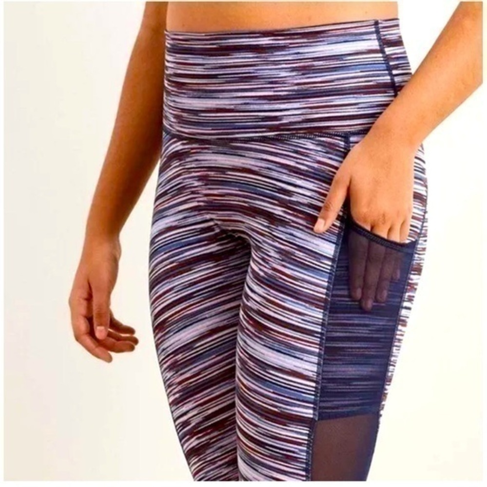Aerie Purple High Waisted Leggings with Blue Mesh Pockets